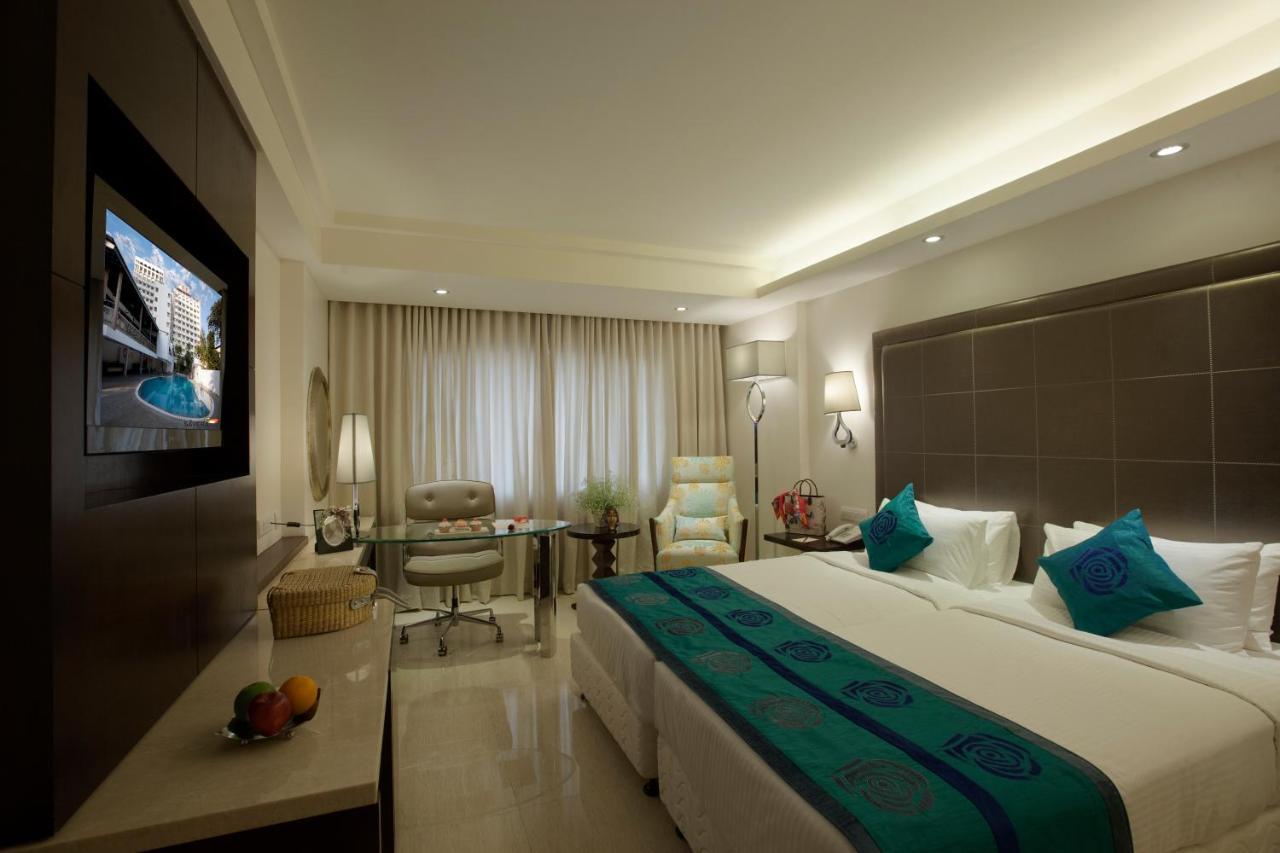 Savera Hotel Chennai Esterno foto