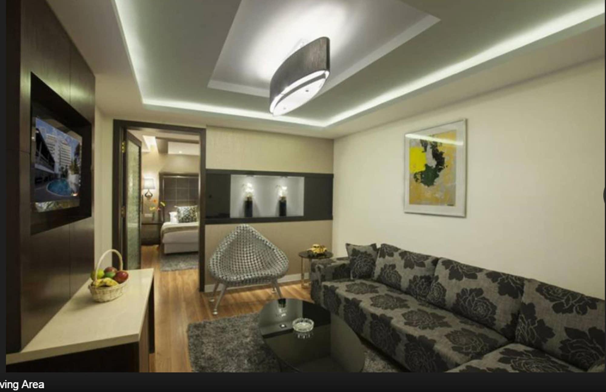Savera Hotel Chennai Esterno foto