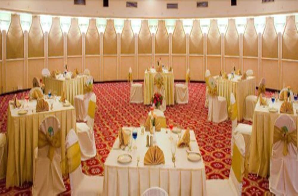 Savera Hotel Chennai Esterno foto