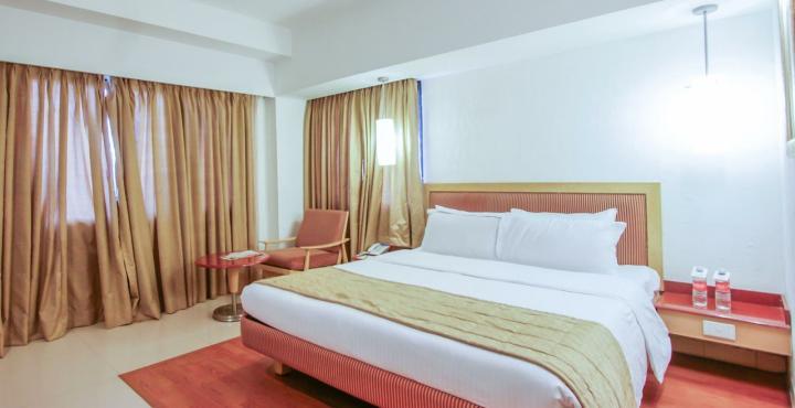 Savera Hotel Chennai Esterno foto