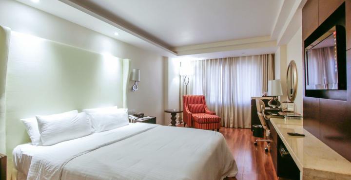 Savera Hotel Chennai Esterno foto