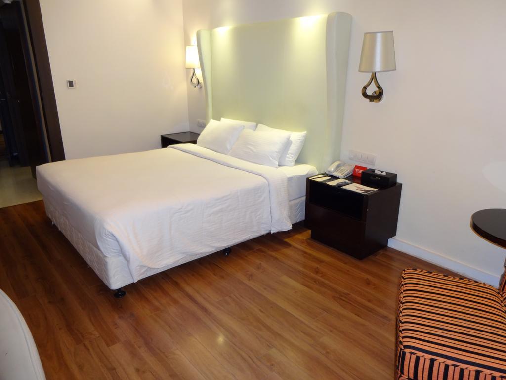 Savera Hotel Chennai Camera foto