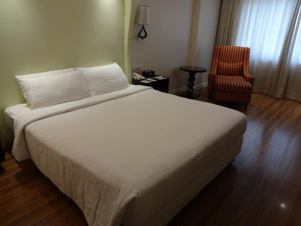 Savera Hotel Chennai Camera foto